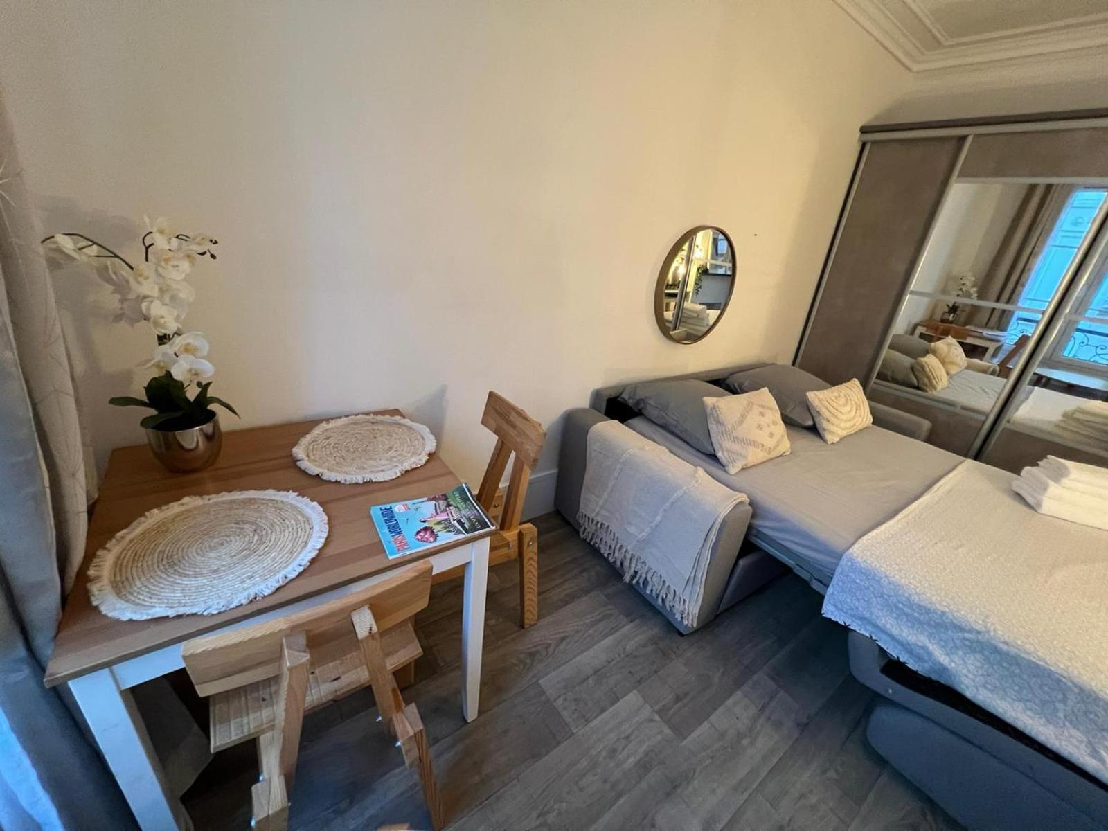 Studio Moderne Au Coeur De Paris Batignolles Exteriör bild
